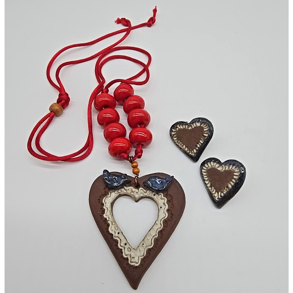 Vintage Artisan Kitsch Chunky Heart Pendant Red Beaded Necklace Earrings Set